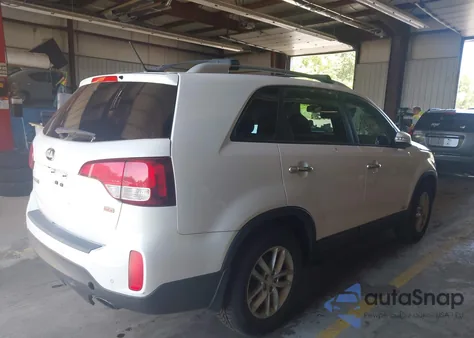 2015 Kia Sorento Lx from USA, damaged, VIN 5XYKTCA64FG607865